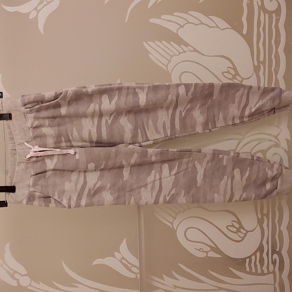 Reflex jogging pants